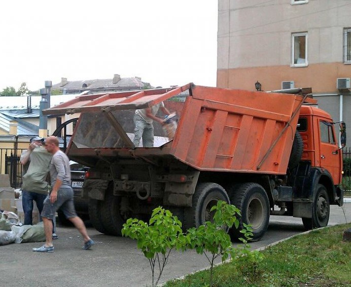 Доставка сыпучих грузов, земляные работы, услуги экскаватора,вывоз мусора и т.д