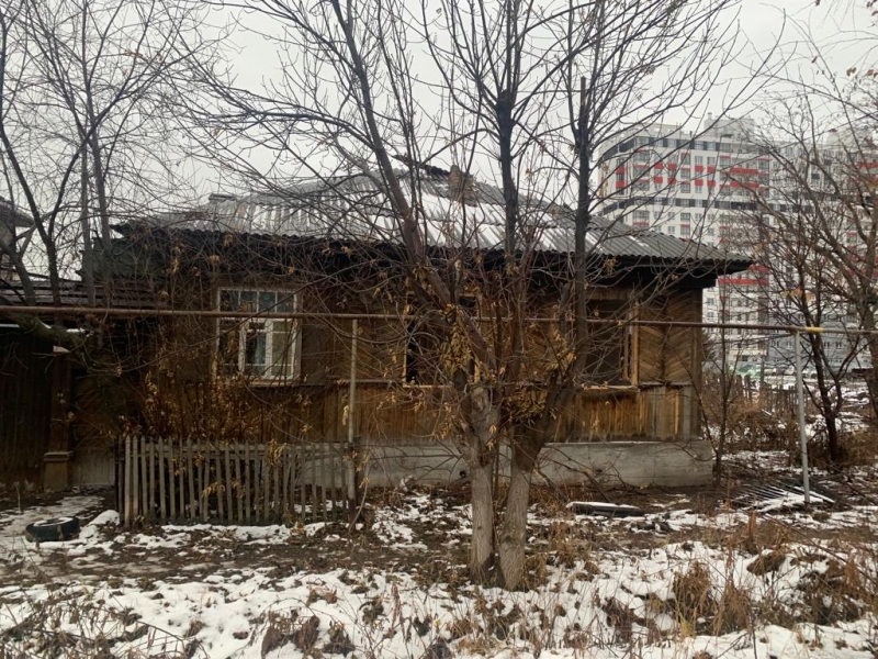 Сруб дома на разбор Доски на дрова бесплатно