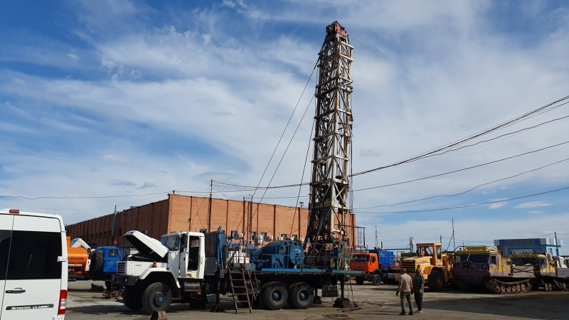   100   -63221 66     . 